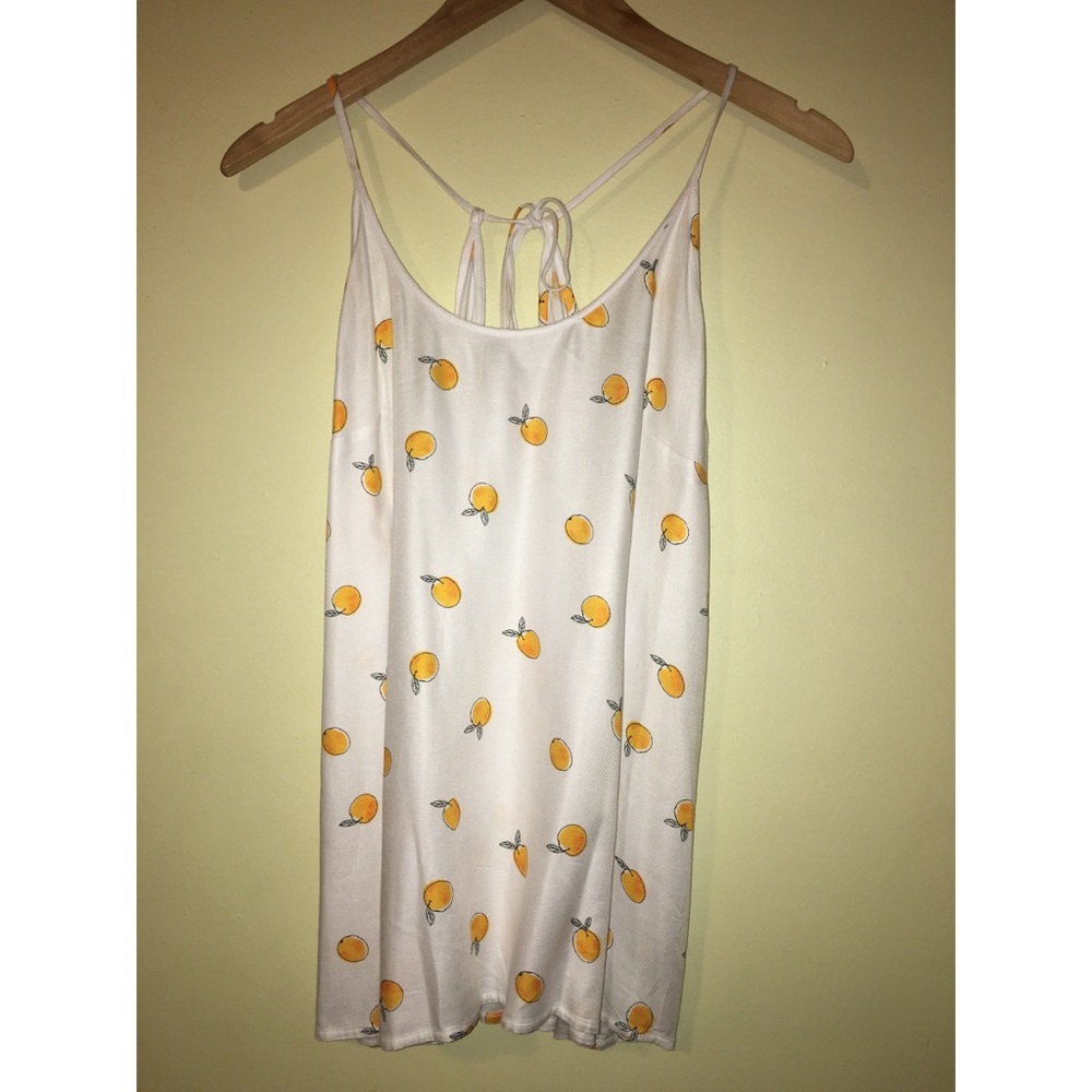NWT AND EAWY TANK TOP XL.
